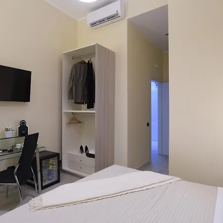 Town House 57 Affittacamere 4*